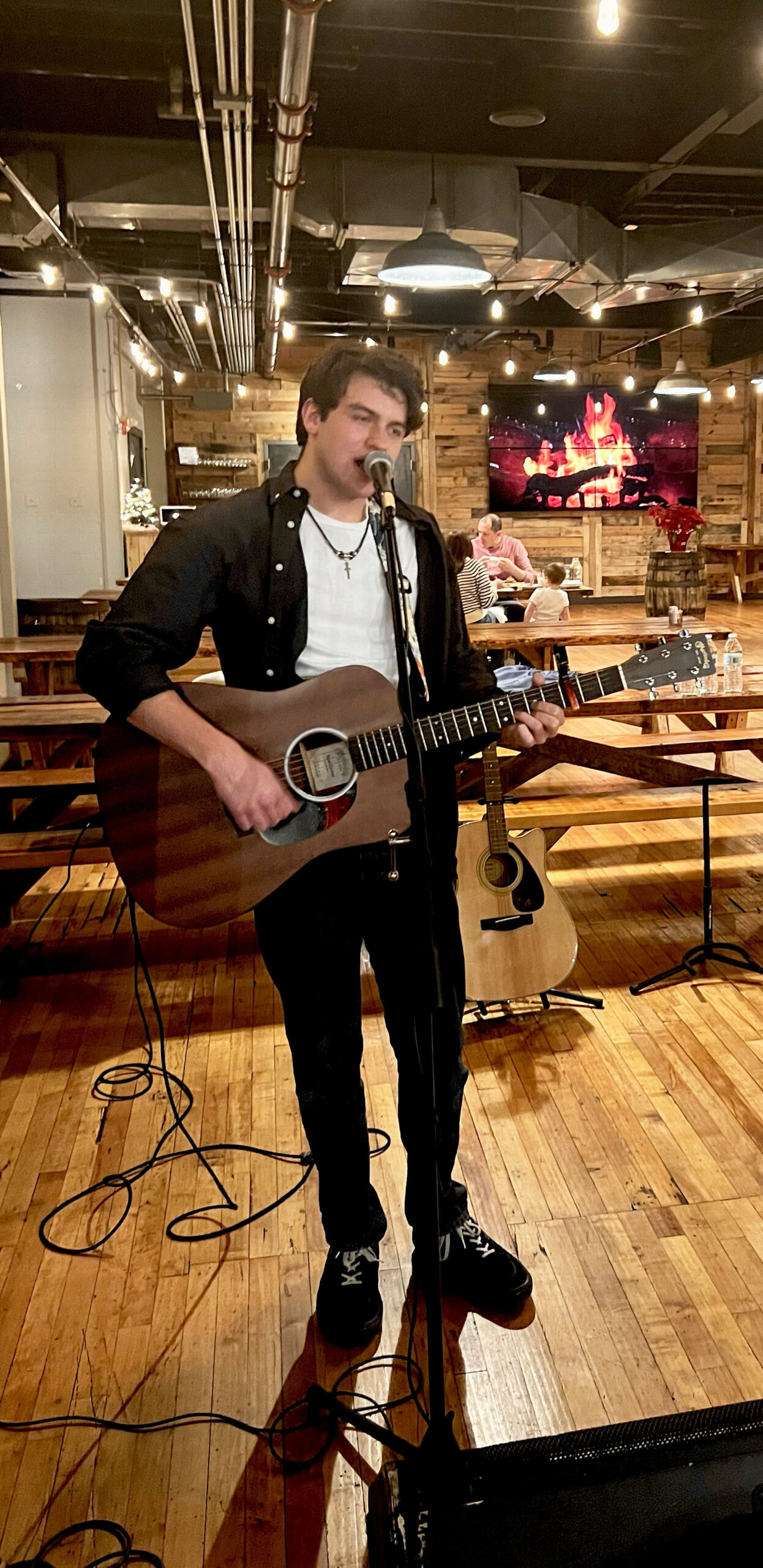 Michael Cappetto playing Beach Haus Brewery